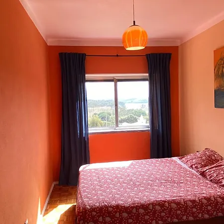 Casa Amarela 2 * 칼다스하이냐
